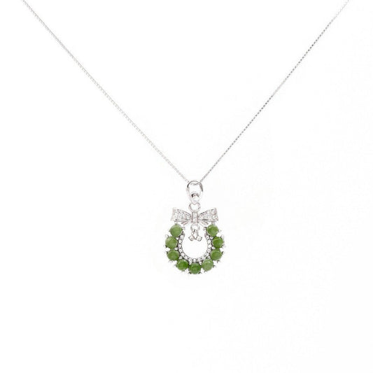 The floral wreath-shaped Hetian Jade silver necklace